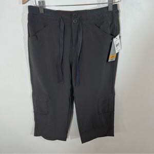 NWT Intro love the fit Sporty Cargo Capri in Gray | Size 4